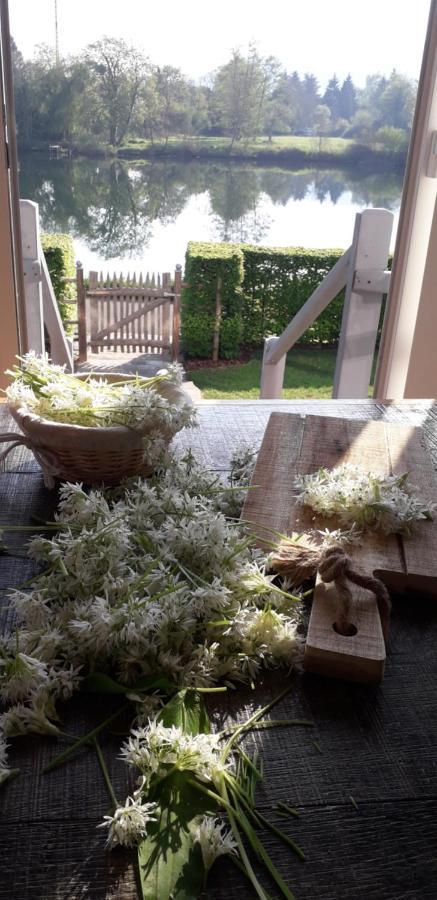 Orivage Bed & Breakfast Annevoie-Rouillon Bagian luar foto